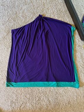 Cache One-Shoulder Purple cocktail dress.